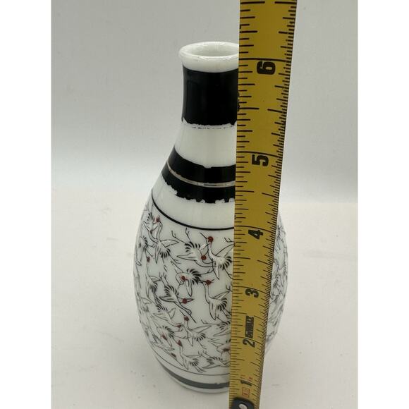 Vintage Japanese 1000 Cranes Tokkuri Sake Bottle, 6" - Picture 6 of 7